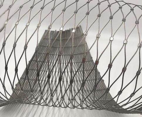 304 স্টেইনলেস স্টিলের রোপ জাল নমনীয় সুরক্ষা নেট, ব্যালকনি এবং চিড়িয়াখানার ঘেরের জন্য কাস্টমাইজড আকারের আলংকারিক তারের দড়ি জাল