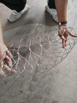 নিরাপত্তা বেড়া জন্য অ্যান্টি-চুরি কাস্টমাইজযোগ্য আকার ডায়মন্ড গর্ত আকৃতি স্টেইনলেস স্টীল তারের দড়ি জাল