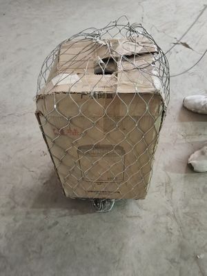 নিরাপত্তা বেড়া জন্য অ্যান্টি-চুরি কাস্টমাইজযোগ্য আকার ডায়মন্ড গর্ত আকৃতি স্টেইনলেস স্টীল তারের দড়ি জাল