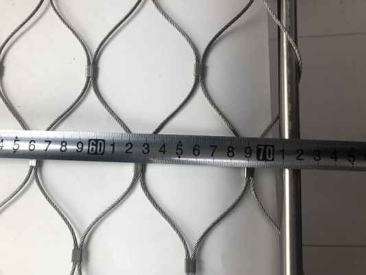 নিরাপদ ব্যাগ সুরক্ষার জন্য ১০ বছরের ওয়ারেন্টি এবং ৩০৪/৩১৬ উপাদান সহ নমনীয় অ্যান্টি-থেফট স্টেইনলেস স্টিল রোপ জাল