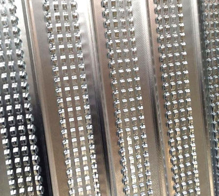 অ্যান্টি-কোরোশন নির্মাণ সামগ্রী গ্যালভানাইজড স্টিল উচ্চ পাঁজর ল্যাথ জাল